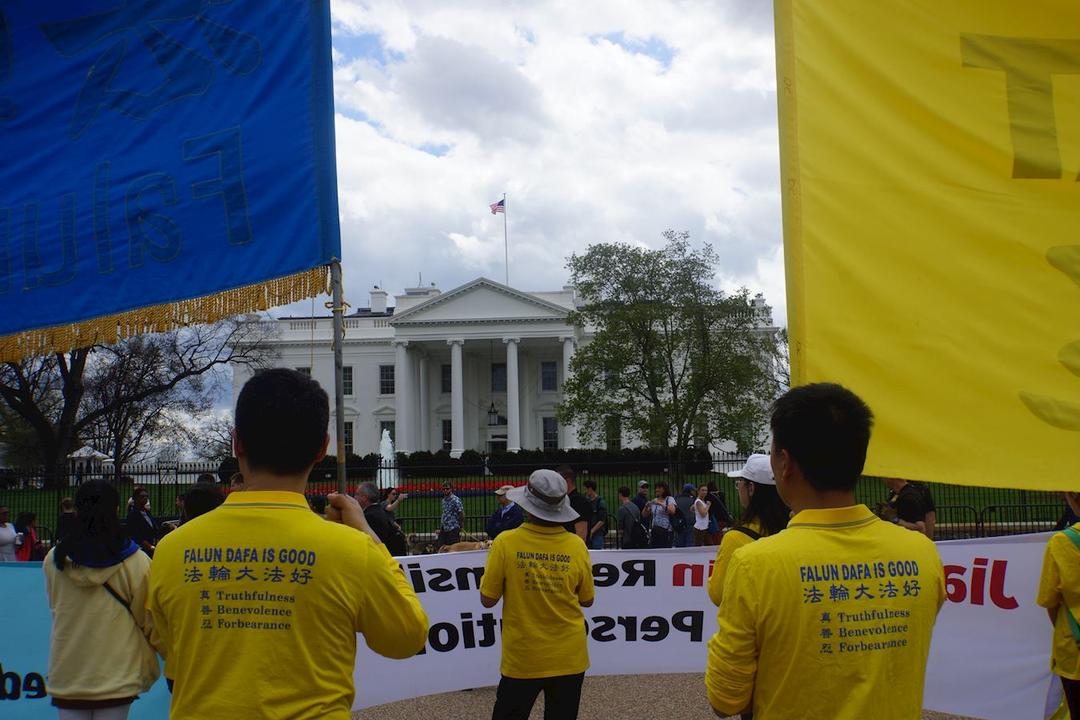 Image for article Il Falun Gong cerca un dialogo con il presidente Trump prima della visita del presidente Xi