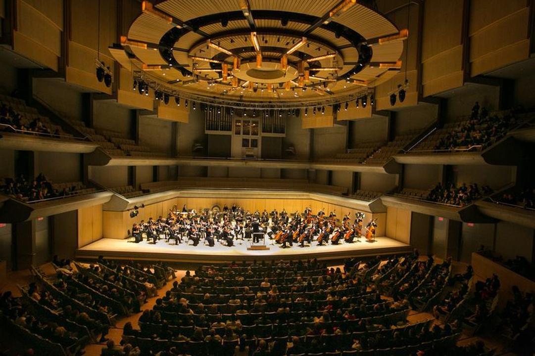 Image for article ​L'Orchestra Sinfonica di Shen Yun ritorna in Nord America dopo il tour in Asia