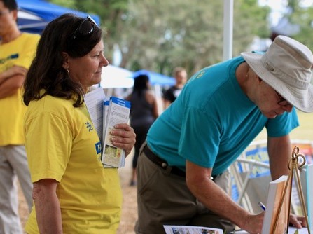 Image for article ​Florida: I praticanti della Falun Dafa partecipano alla Giornata della Terra 2018