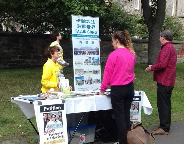 Image for article ​Il Falun Gong riceve l’appoggio del pubblico al Festival Internazionale di Edimburgo