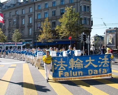 Image for article ​Svizzera: corteo a Zurigo aumenta la consapevolezza sulla persecuzione del Falun Gong in Cina
