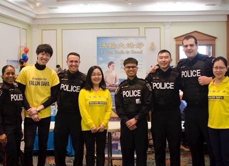 Image for article Toronto: I praticanti della Falun Dafa partecipano alla Giornata internazionale per l'eliminazione della discriminazione razziale