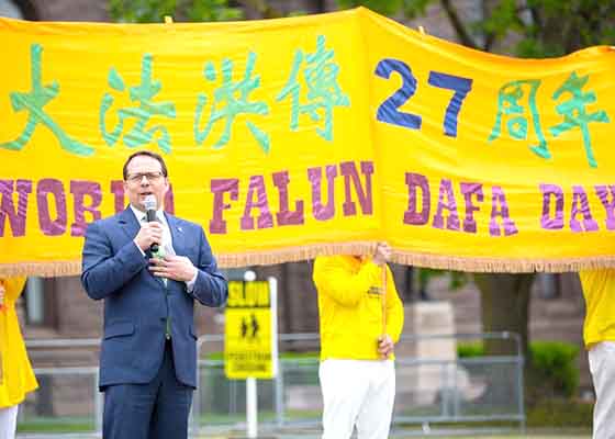 Image for article Canada: Parlamentari e persone comuni supportano il Falun Gong