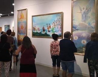 Image for article Spagna: Visitatori toccati dalla mostra d'Arte internazionale Zhen-Shan-Ren 