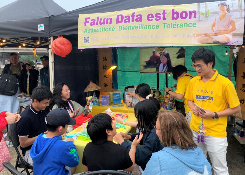 Image for article Montreal, Canada: Presentazione della Falun Dafa al Festival vietnamita
