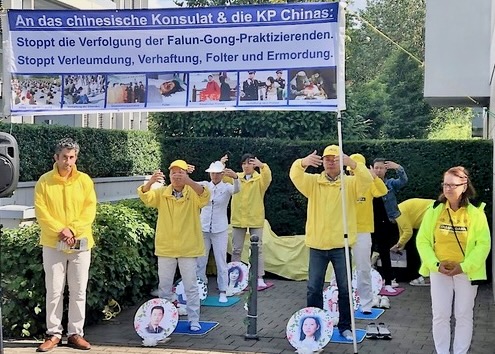 Image for article Germania: Appelli pacifici in quattro città per chiedere la fine della persecuzione del Falun Gong