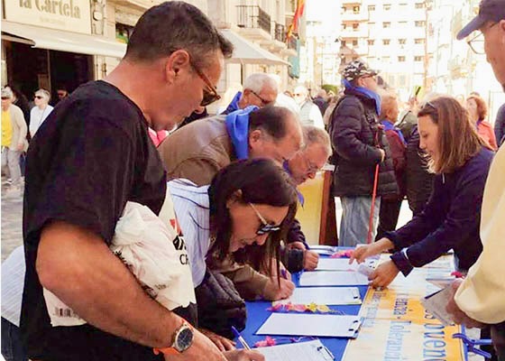Image for article Spagna: Le persone a Cartagena sostengono la Falun Dafa
