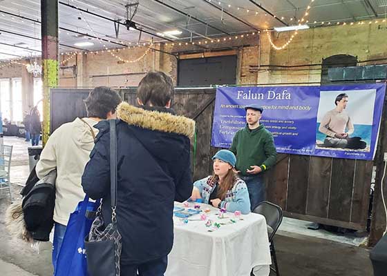 Image for article Minnesota: La Falun Dafa presentata a un’esposizione di salute e benessere