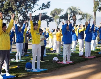 Image for article Aumentare la consapevolezza della persecuzione del Falun Gong a Santa Monica Ocean Park