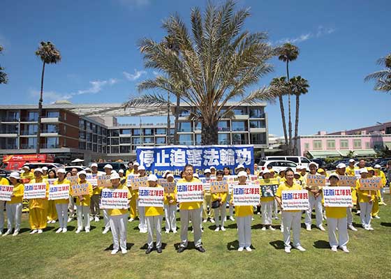 Image for article California, Los Angeles: Il raduno del Falun Gong riceve ampio sostegno