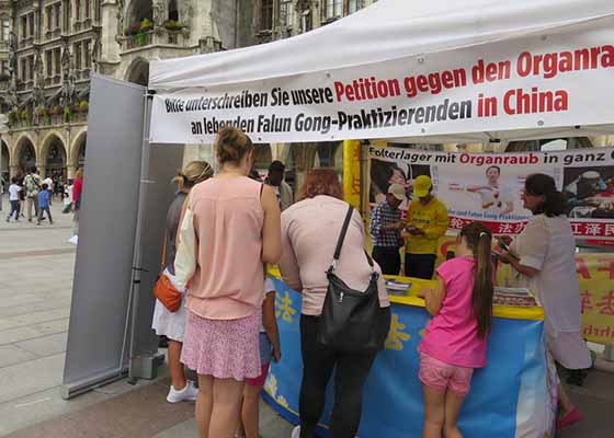 Image for article Germania: Presentazione al pubblico della Falun Dafa e sensibilizzazione sulla persecuzione
