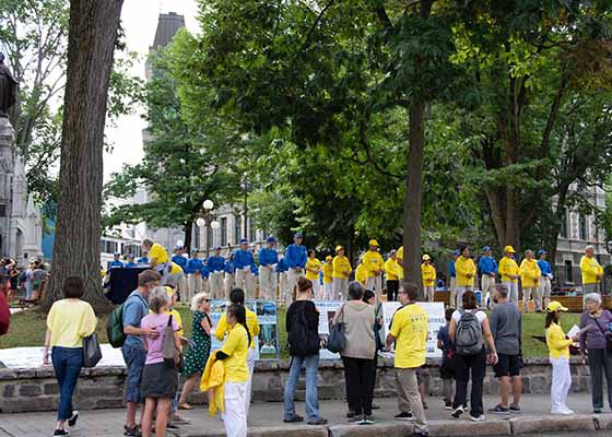 Image for article Canada: La gente di Quebec City esprime il proprio sostegno al Falun Gong