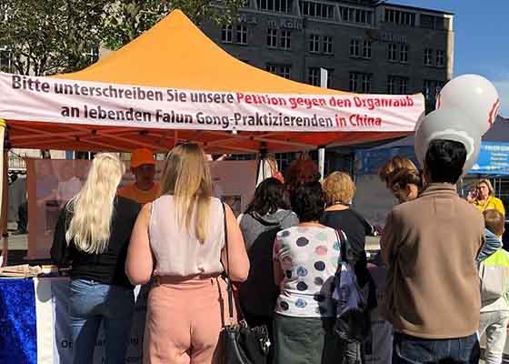 Image for article Germania: Presentazione del Falun Gong a Colonia