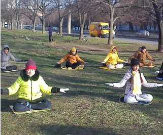 Image for article Ucraina: I praticanti del Falun Gong richiamano l'attenzione sulla persecuzione in Cina