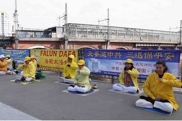 Image for article Germania: Sensibilizzazione sulla persecuzione del Falun Gong in Cina 