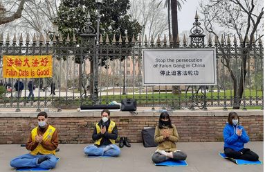 Image for article Roma, Italia: Giornata per la sensibilizzazione sulla Falun Dafa, “il mondo ha bisogno di persone gentili” 