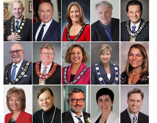 Image for article Canada: Funzionari eletti in Ontario onorano il 29° anniversario dell'introduzione pubblica della Falun Dafa (2) 