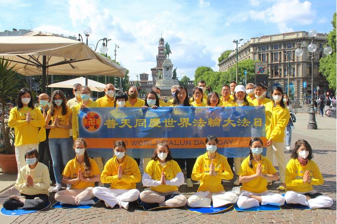 Image for article Milano: I praticanti italiani celebrano la Giornata della Falun Dafa e ringraziano il Maestro