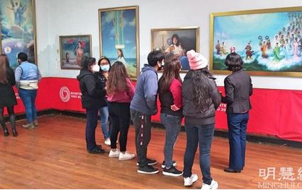 Image for article Perù: La Mostra d'Arte di Zhen Shan Ren emoziona i visitatori 
