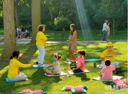 Image for article Canada: Praticanti della Falun Dafa visti nei fine settimana in molti luoghi di pratica di Toronto