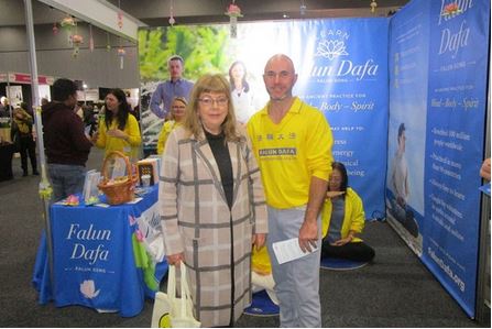 Image for article Melbourne, Australia: La Falun Dafa brilla nel più importante evento australiano sulla salute