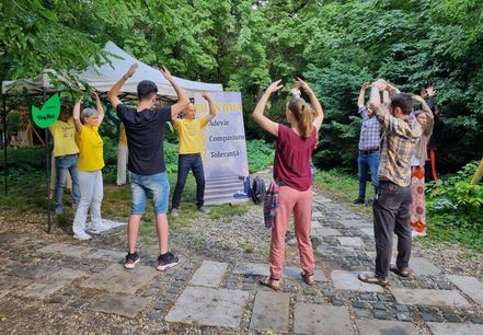 Image for article Romania: La Falun Dafa al VegFest di Bucarest