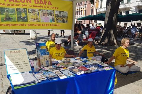 Image for article Italia: Presentazione della Falun Dafa a Roma e a Venezia