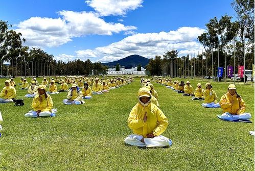 Image for article Canberra, Australia: manifestazione per porre fine alla persecuzione della Falun Dafa in Cina 