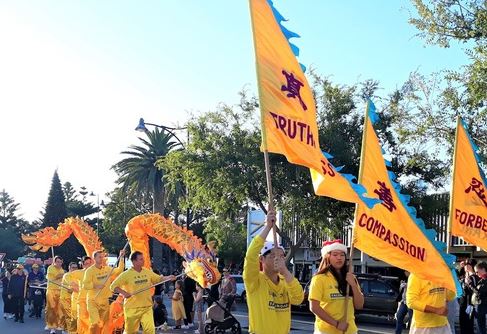 Image for article Australia Occidentale: la Falun Dafa vince il primo premio alla parata di Natale di Mandurah