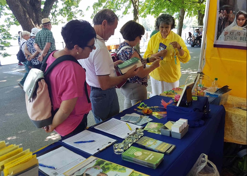 Image for article Austria e Germania: Introduzione alla Falun Dafa sulle rive del Lago di Costanza