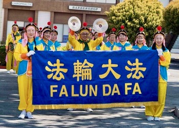 Image for article California del Nord: Gli organizzatori del Festival Indiano di Fremont apprezzano la partecipazione dei praticanti della Falun Dafa