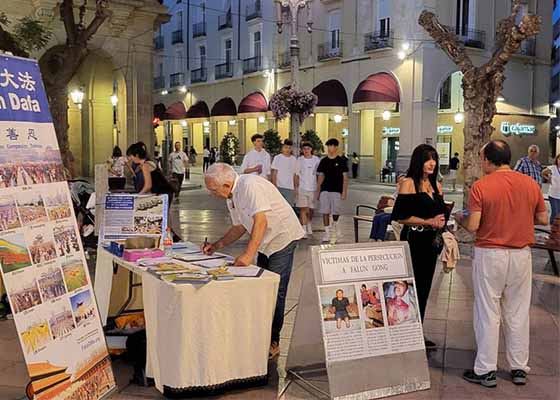 Image for article Huesca, Spagna: Uniti per sostenere il Falun Gong nella storica provincia di Aragona