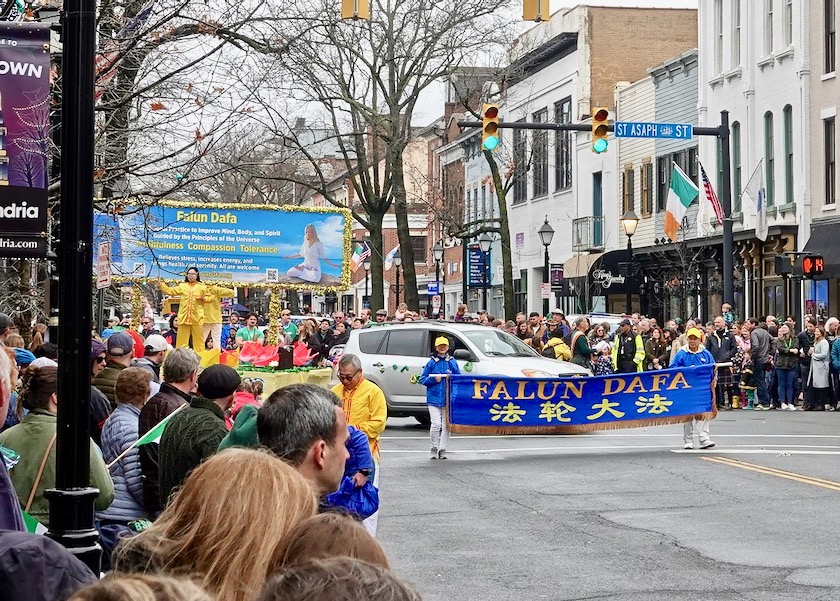 Image for article Washington D.C.: La Falun Dafa accolta alla parata del giorno di San Patrizio