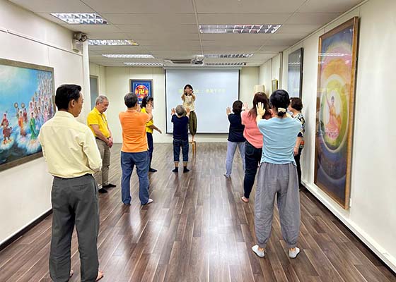 Image for article Singapore: I partecipanti al seminario di nove giorni della Falun Dafa riflettono sulle loro esperienze