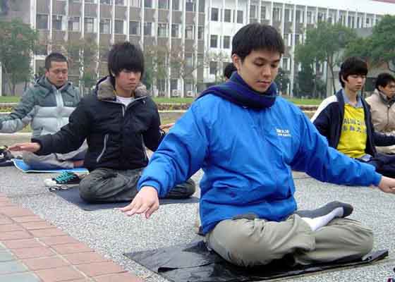 Image for article Le profonde esperienze di coltivazione di un medico: La Falun Dafa è la vera scienza