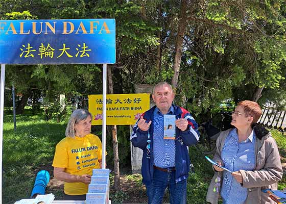 Image for article Romania: Giornata Mondiale della Falun Dafa celebrata nel Paese con una serie di attività