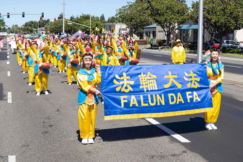 Image for article Organizzatore della parata del Giorno dell'India della California del Nord: Grazie per averci portato Verità-Compassione-Tolleranza