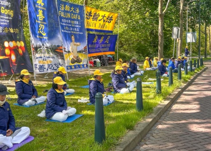 Image for article Paesi Bassi: Manifestazione all'Aia per commemorare l'appello del 25 aprile