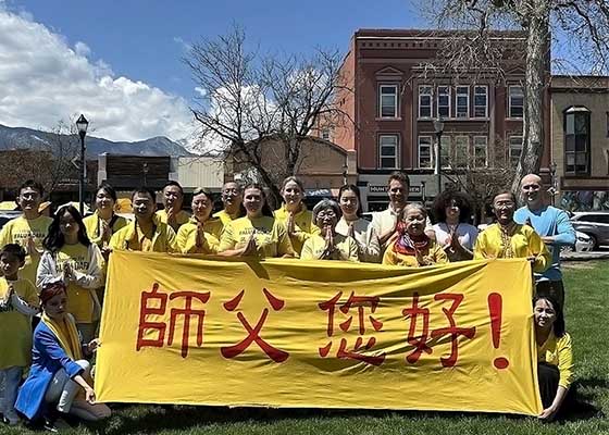 Image for article Colorado, USA: I praticanti celebrano la Giornata Mondiale della Falun Dafa