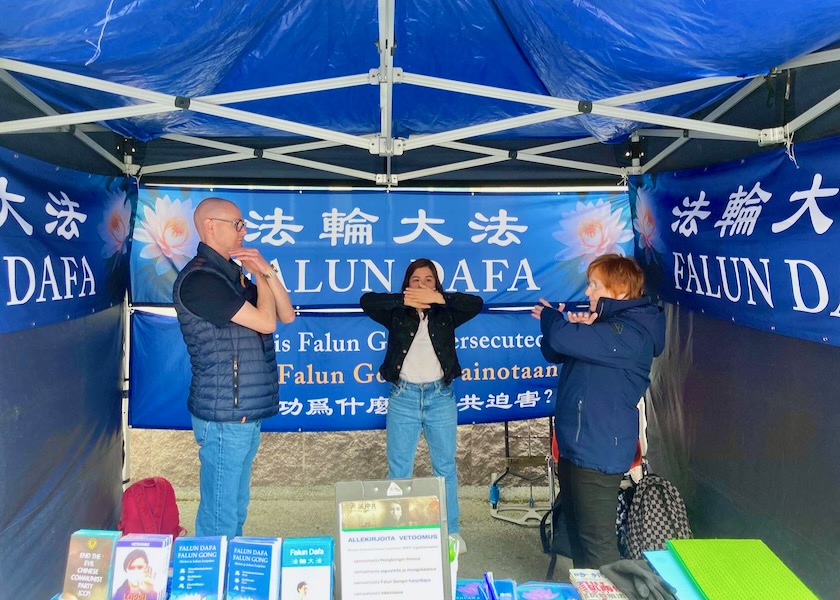 Image for article I praticanti della Falun Dafa diffondono la verità nella terza città più grande della Finlandia