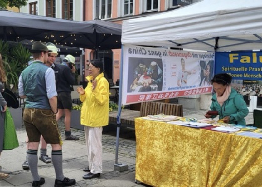 Image for article Ingolstadt, Germania: Presentazione del Falun Dafa al pubblico