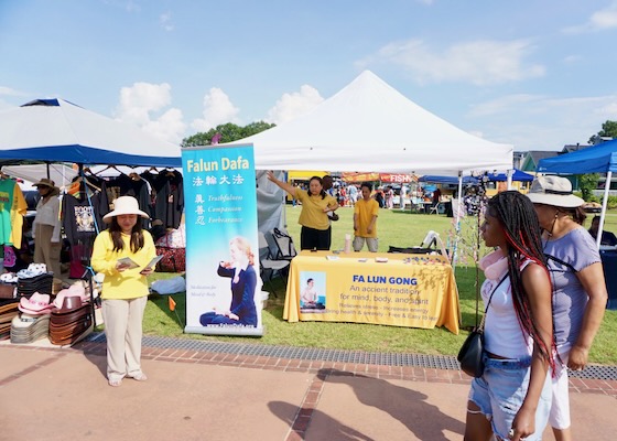 Image for article La Falun Dafa accolta calorosamente alla celebrazione del Juneteenth a Morrow, in Georgia