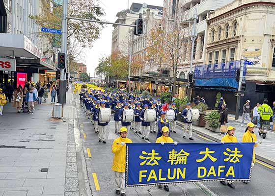 Image for article Nuova Zelanda: Manifestazione e sfilata del Falun Gong per la Giornata delle vittime della tortura