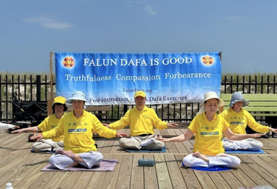 Image for article New Jersey, USA: I praticanti organizzano eventi per presentare la Falun Dafa