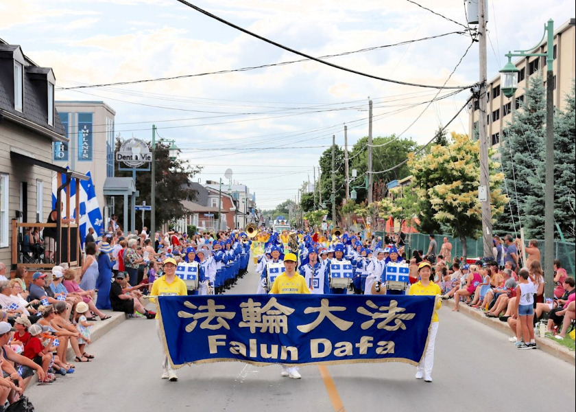 Image for article Canada: La Falun Dafa accolta alla parata del Québec