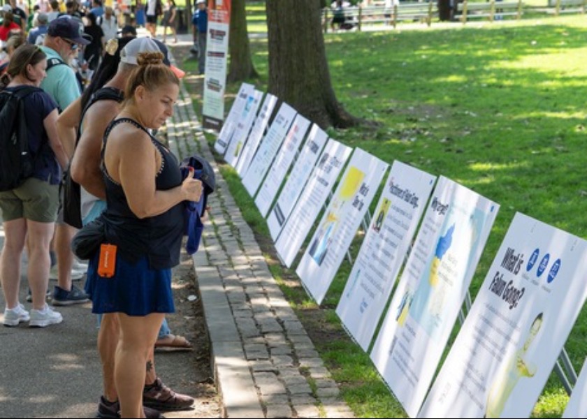 Image for article Boston: I praticanti del Falun Gong chiedono la fine della persecuzione transnazionale in occasione del 26° anniversario della persecuzione in Cina