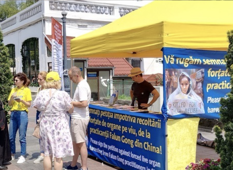 Image for article Romania: Sostegno pubblico per la fine di 26 anni di persecuzione in Cina