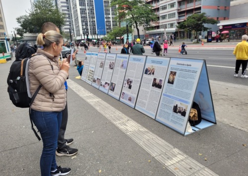 Image for article San Paolo, Brasile: i praticanti chiedono la fine della persecuzione da parte del regime cinese