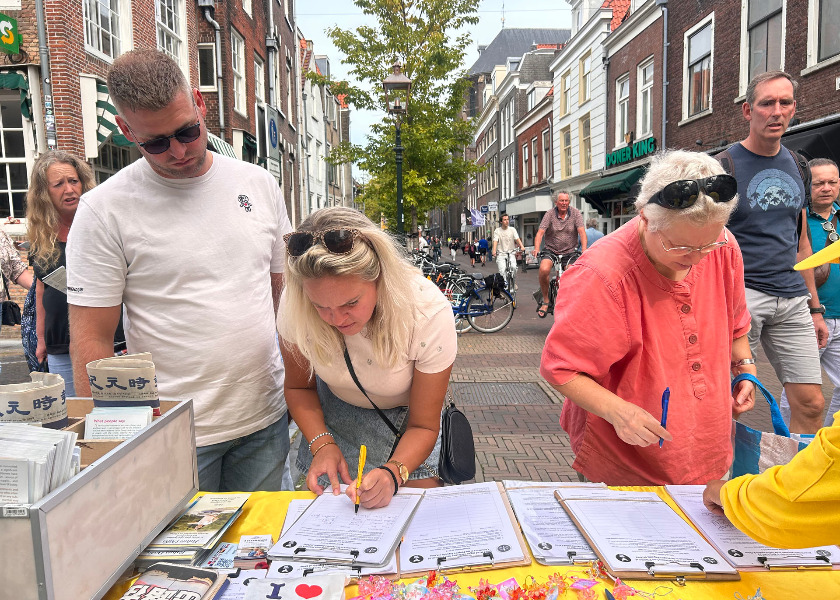 Image for article Paesi Bassi: Sostegno pubblico alla Falun Dafa a Delft