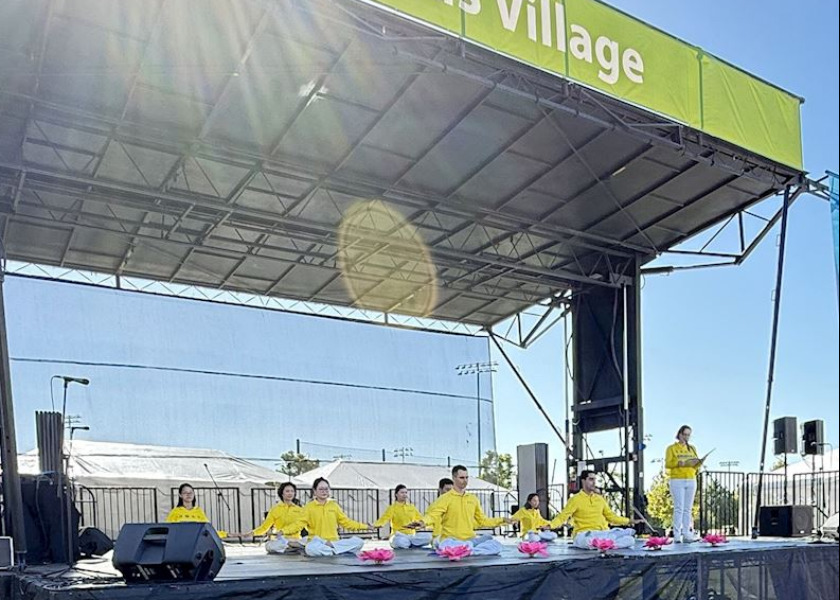 Image for article California: Promuovere la Falun Dafa al Festival Globale del Villaggio di Irving